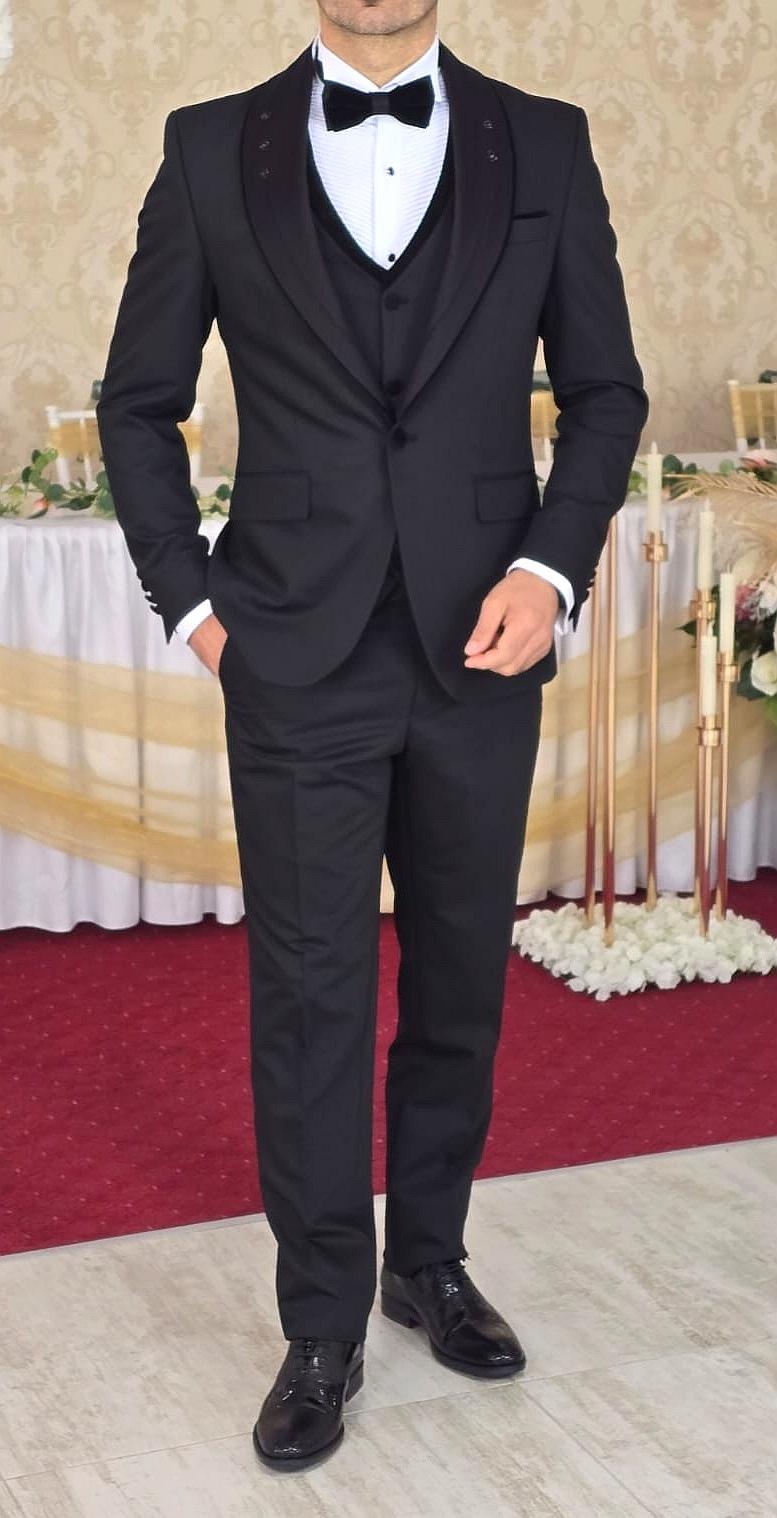 COSTUM CEREMONIE, NEGRU, SACOU GULER SAL DETASABIL(sacou, pantalon, vesta, papion).