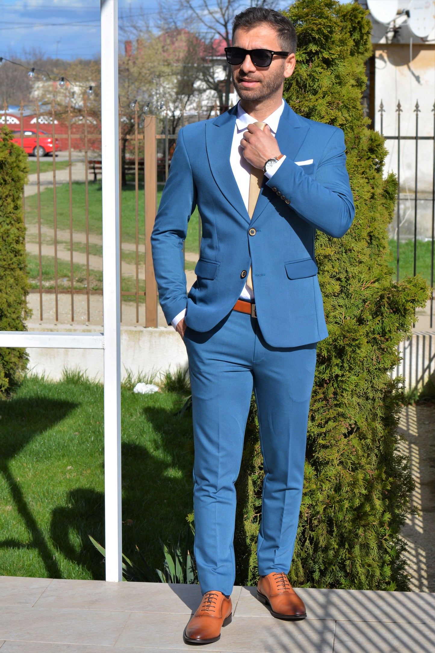 Costum barbat, turcoaz (sacou si pantalon).