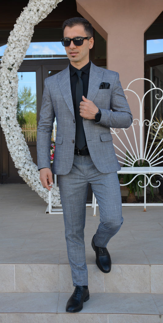 Costum barbat, gri in caro finut (sacou si pantalon).