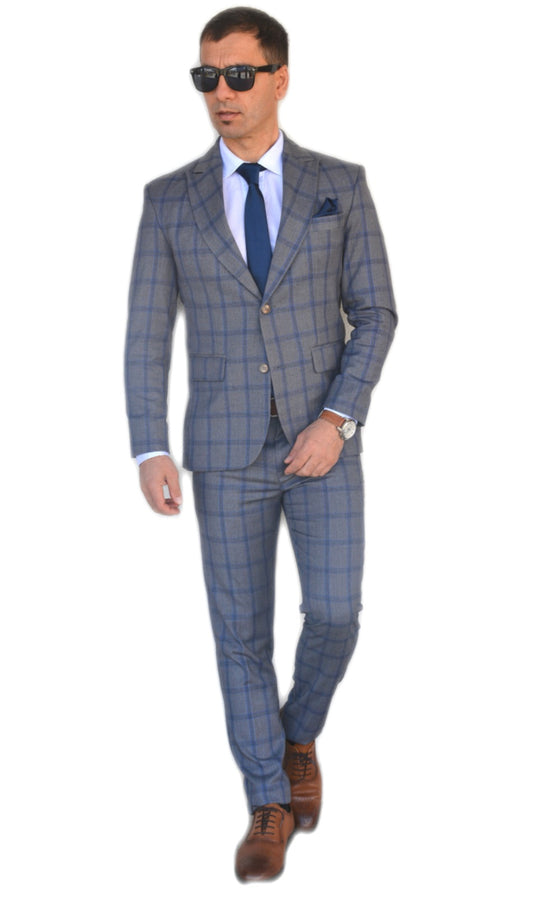 Costum barbat, gri in carouri bleu (sacou si pantalon).