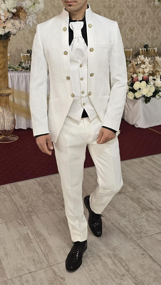 Costum ceremonie, alb, brocard model floral (sacou, pantalon, vesta, lavaliera).