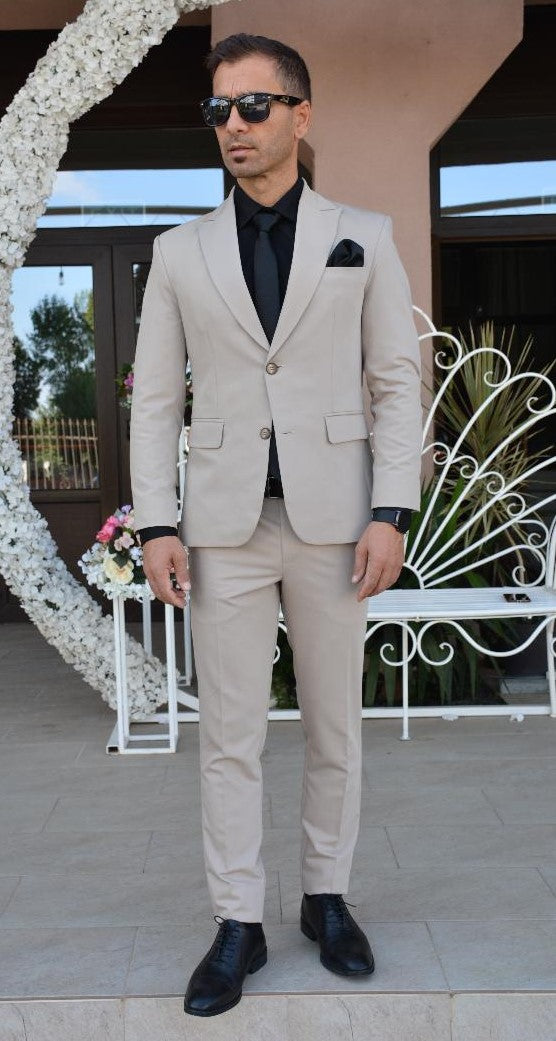 Costum barbat, bes deschis (sacou si pantalon).