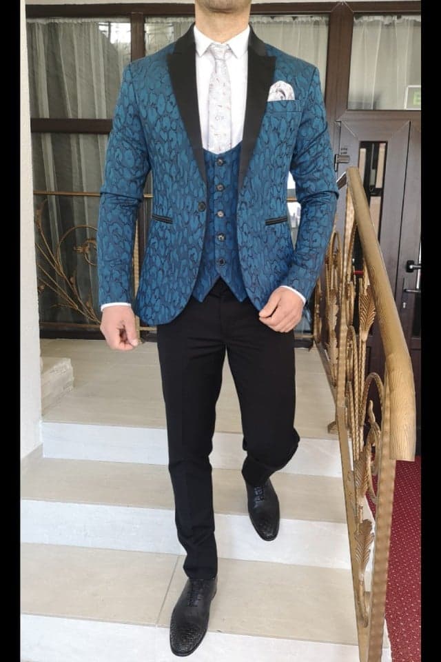 TINUTA CEREMONIE, SACOU BROCARD TURCOAZ, PANTALON NEGRU.