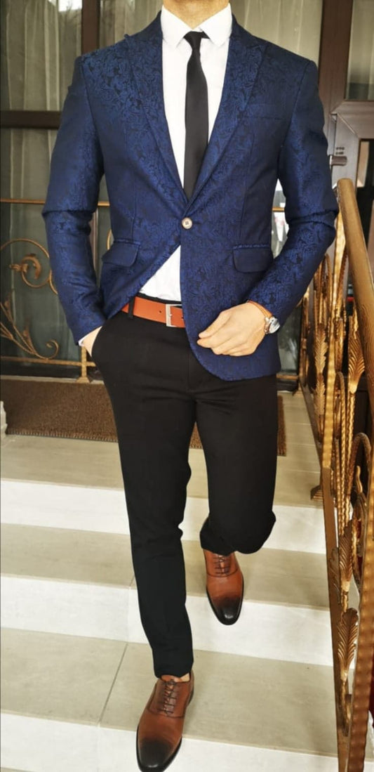 Tinuta barbat (sacou si pantalon).