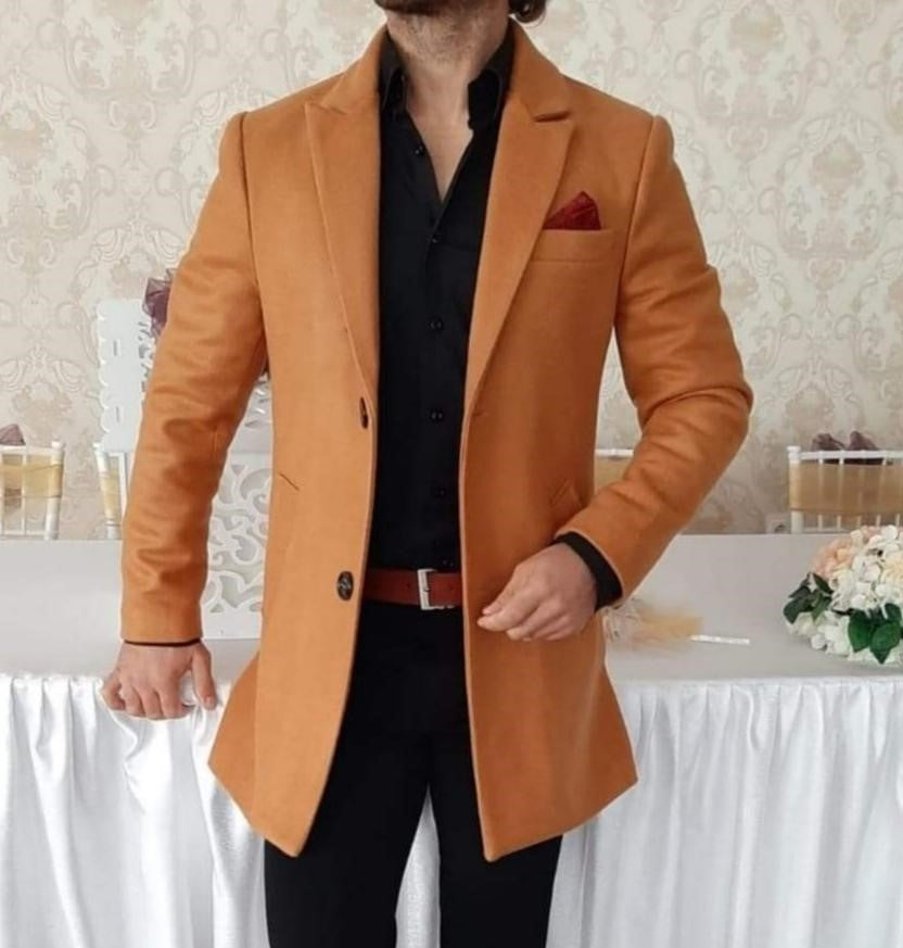 Palton barbati, stofa groasa, captusit cu matlasata, portocaliu, slim fit.