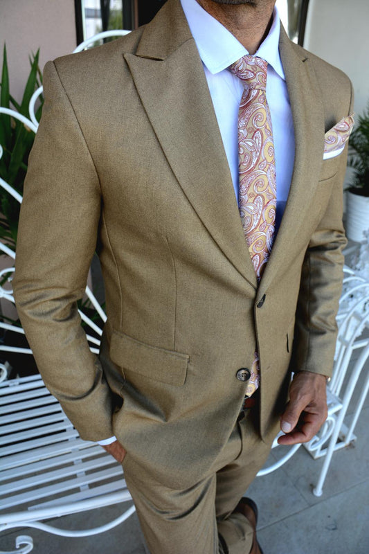 Costum bărbat, slim fit, auriu, sacou si pantalon.