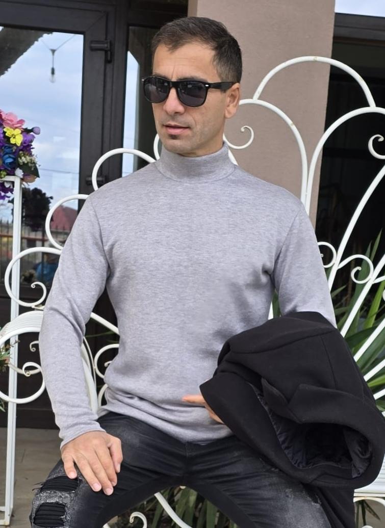 Maleta barbati, tricot gros, gri, slim fit.