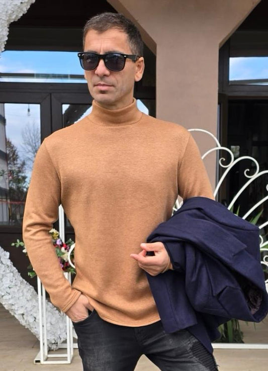 Maleta barbati, tricot gros, auriu, slim fit.