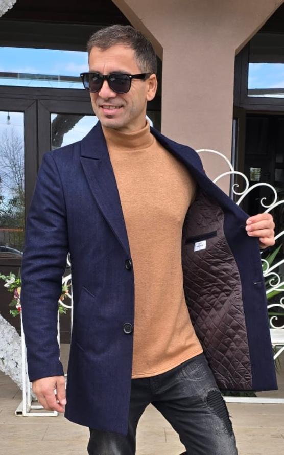 Maleta barbati, tricot gros, auriu, slim fit.